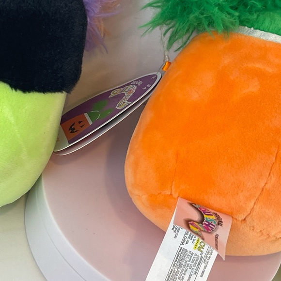 NWT SQUISHMALLOW Halloween 2021 RARE LOT of 3 Frankie Danny Paige plush toys lot - Picture 7 of 9